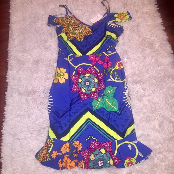 Women’s FASHION SLEEVELESS FLORAL DRESS - Picture 3 of 7